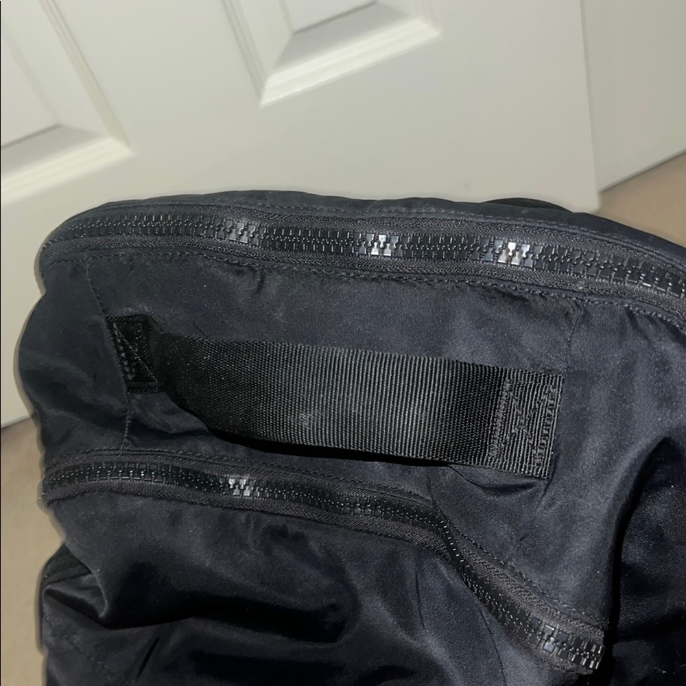Lululemon backpack - Picture 9 of 16